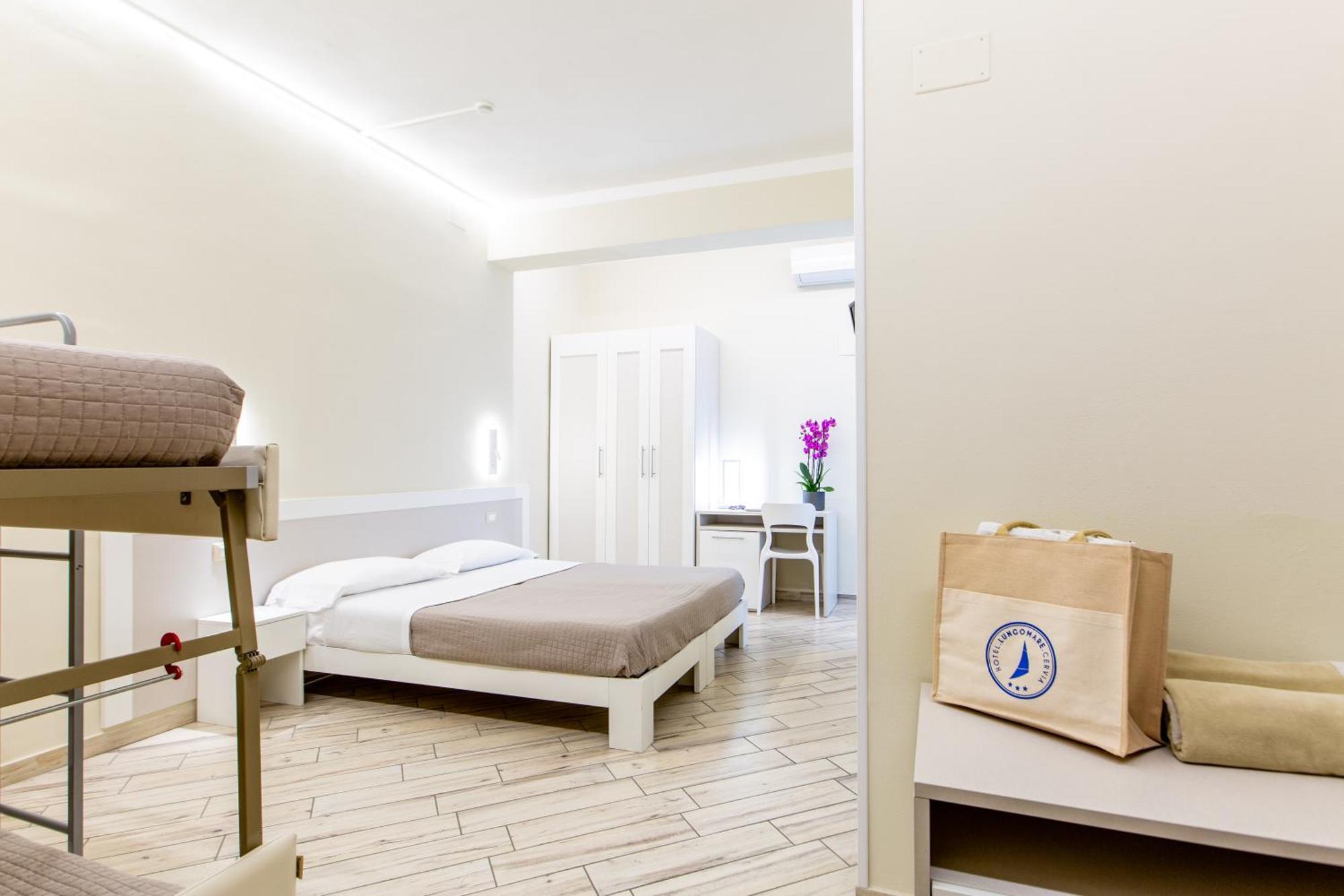 Hotel Lungomare Cervia Esterno foto